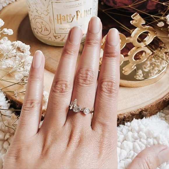 Official Harry Potter Lightning Bolt & Glasses Ring, 925 Sterling Silver - Picture 10 of 10